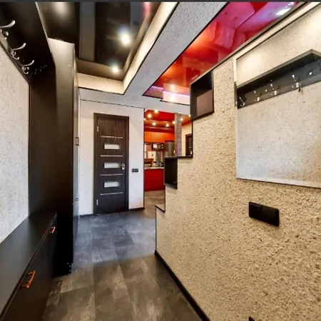 Apartland On Nezavisimosti 16