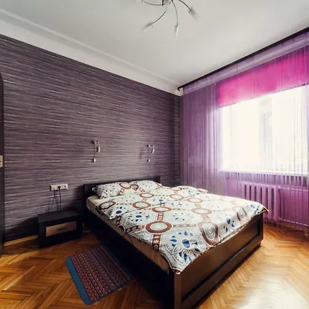 Apartland On Nezavisimosti 16 *