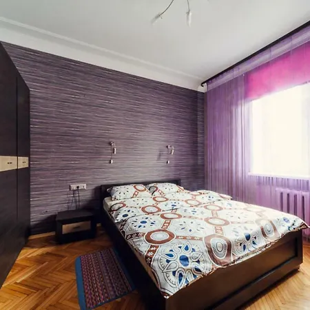 Apartland On Nezavisimosti 16